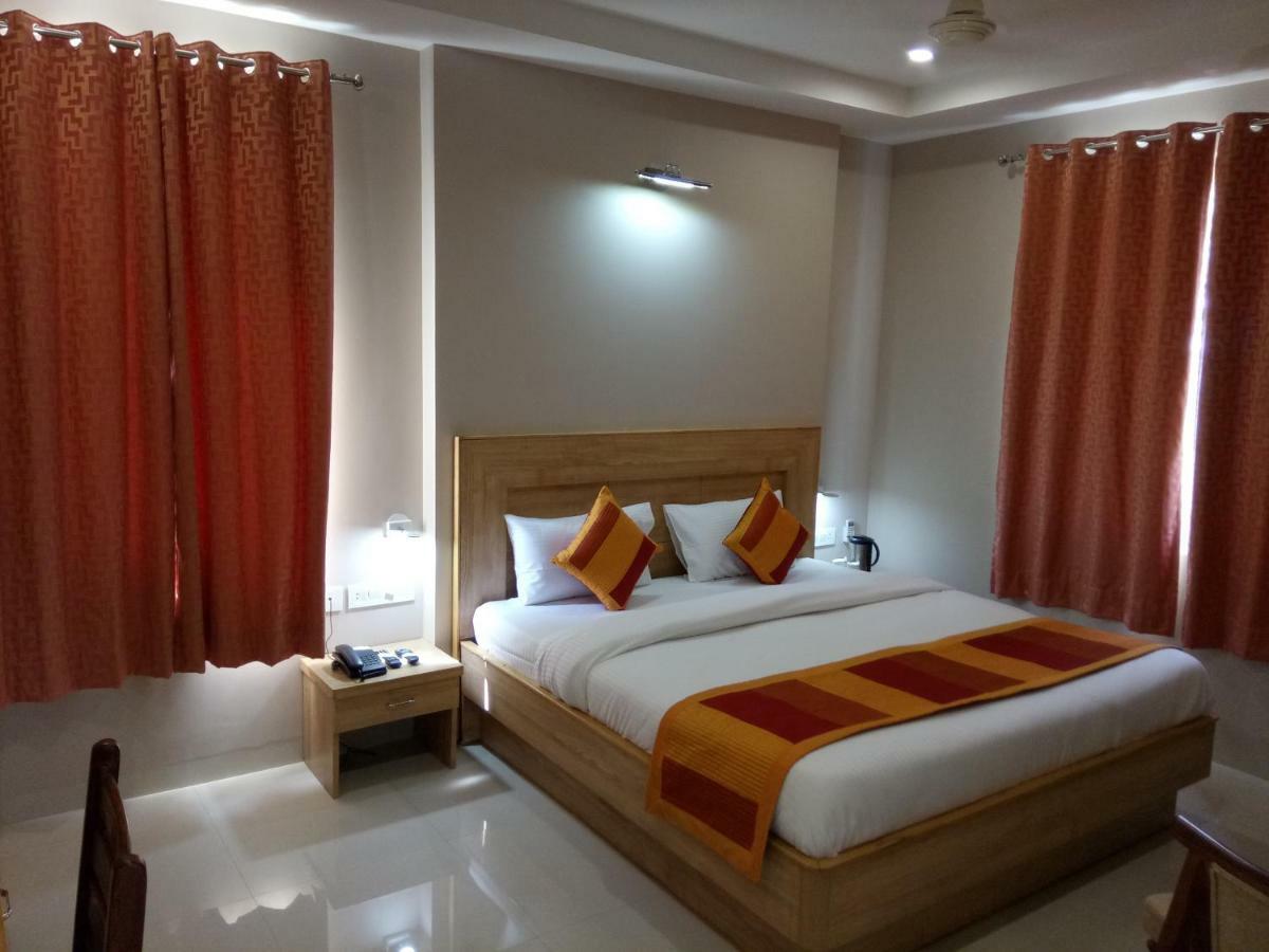 Hotel The Lighthouse Jaipur Extérieur photo