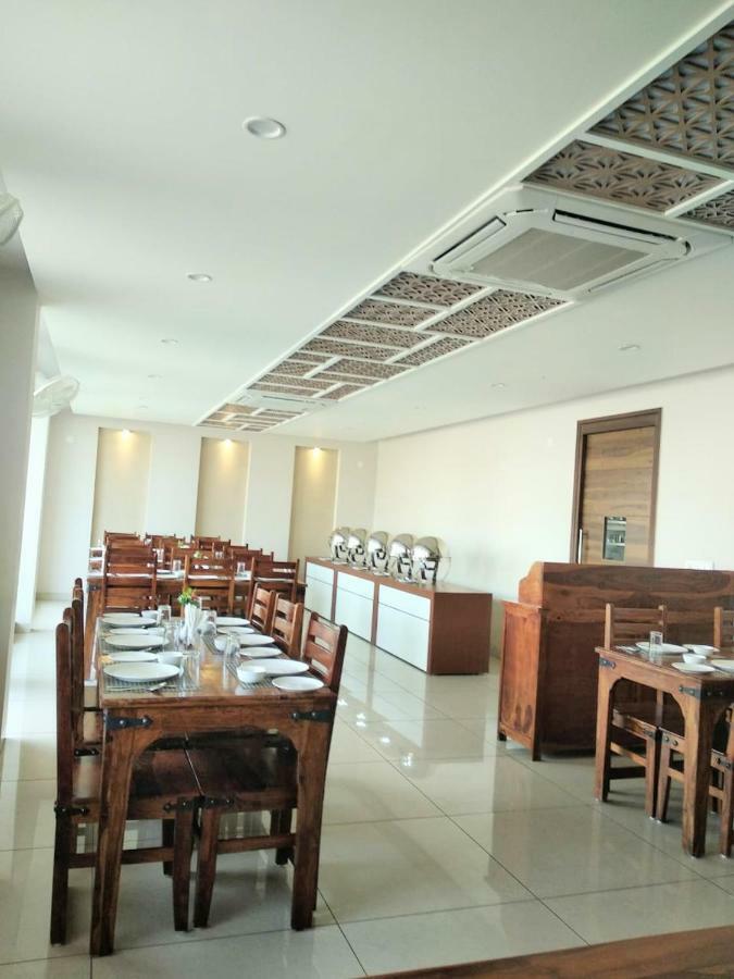 Hotel The Lighthouse Jaipur Extérieur photo