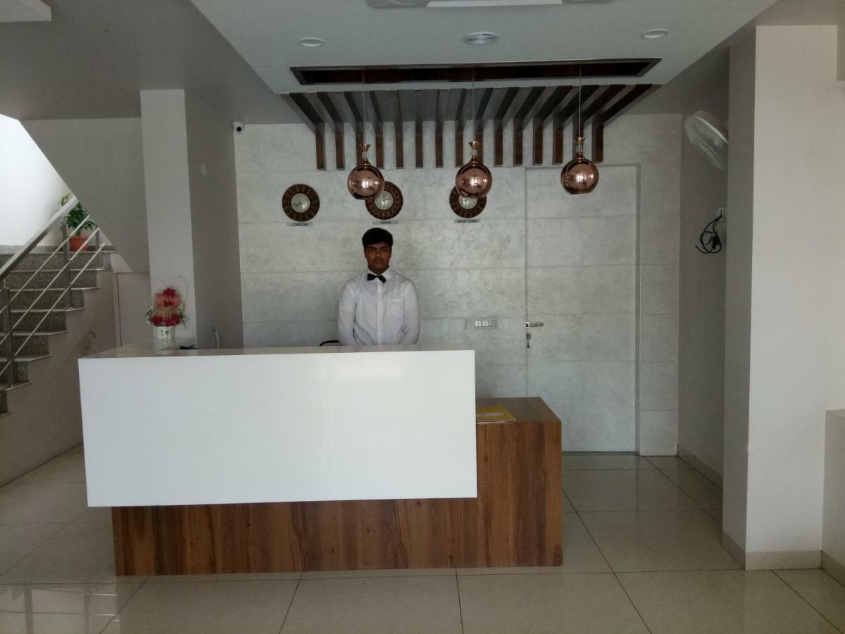 Hotel The Lighthouse Jaipur Extérieur photo
